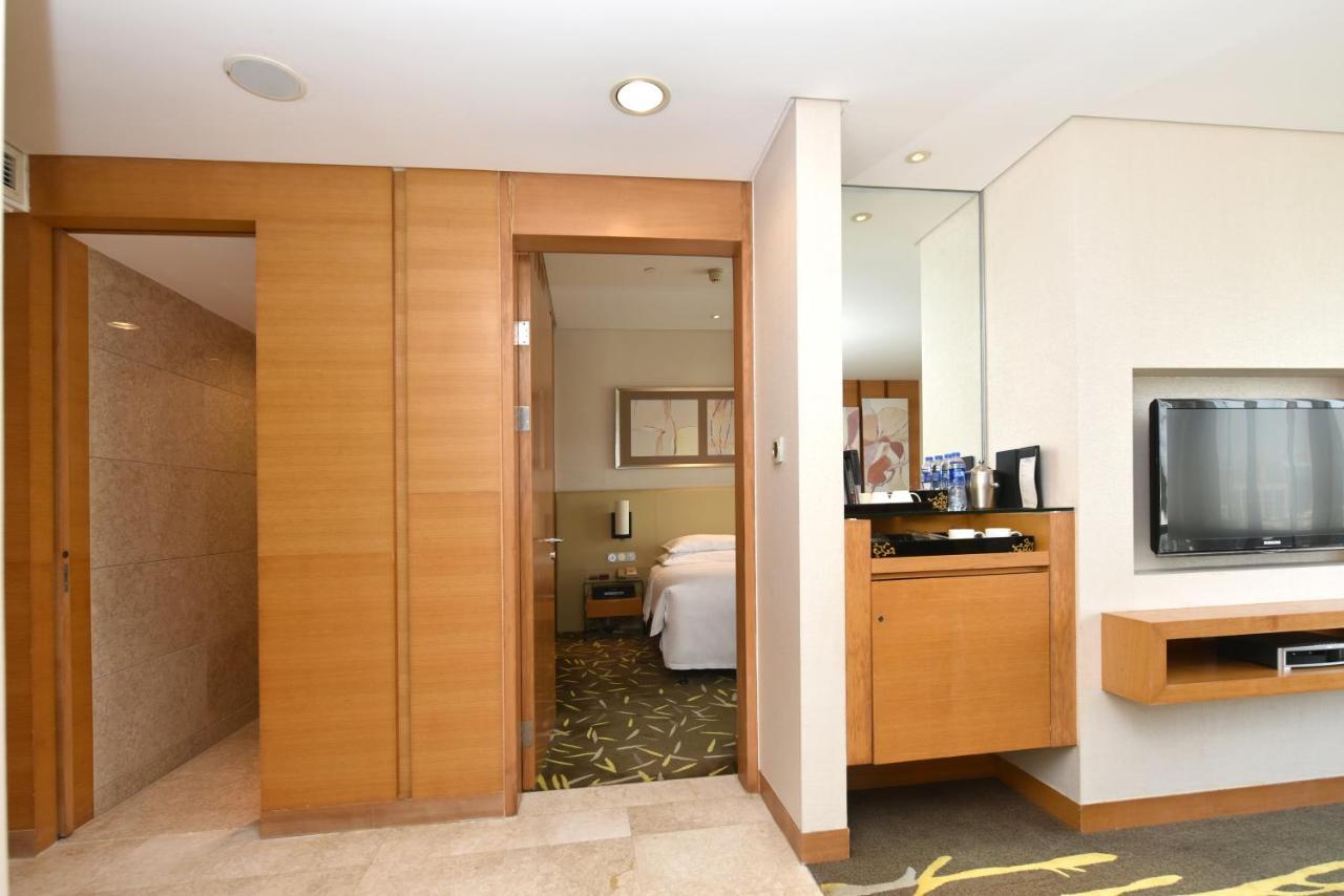 Crowne Plaza Zhongshan Wing On City By Ihg Экстерьер фото