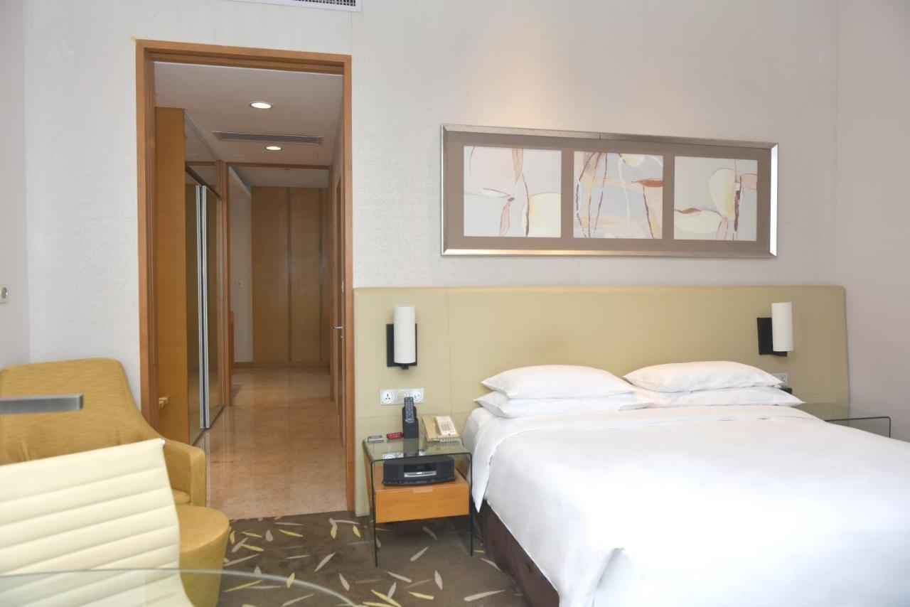 Crowne Plaza Zhongshan Wing On City By Ihg Экстерьер фото