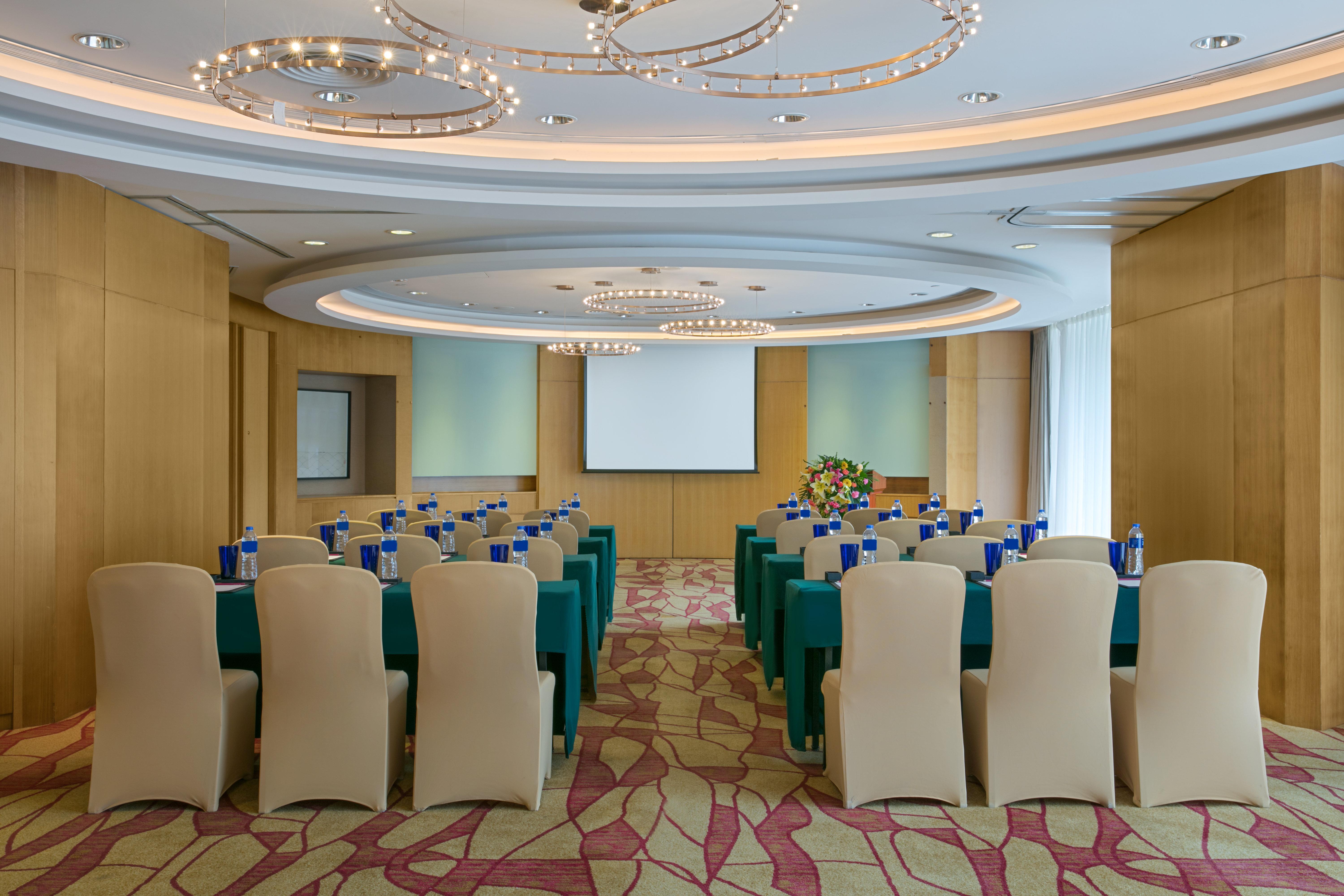 Crowne Plaza Zhongshan Wing On City By Ihg Экстерьер фото